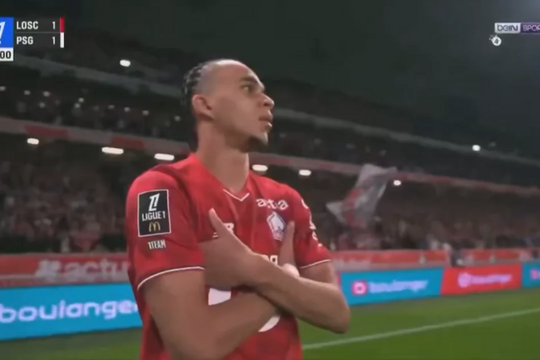 Em trai Mbappe gieo sầu cho PSG