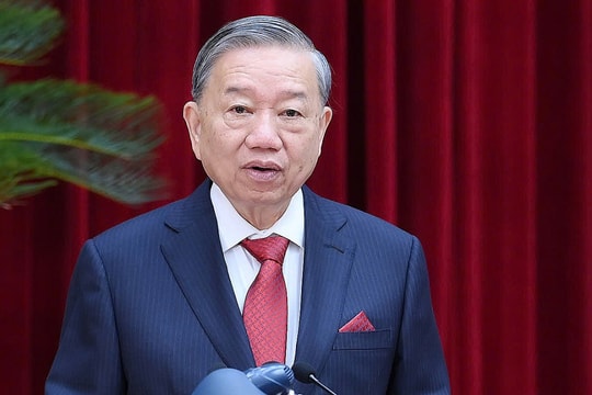 Tổng Bí thư: Chú trọng đức - sức - tài khi chọn nhân sự Trung ương khóa 14