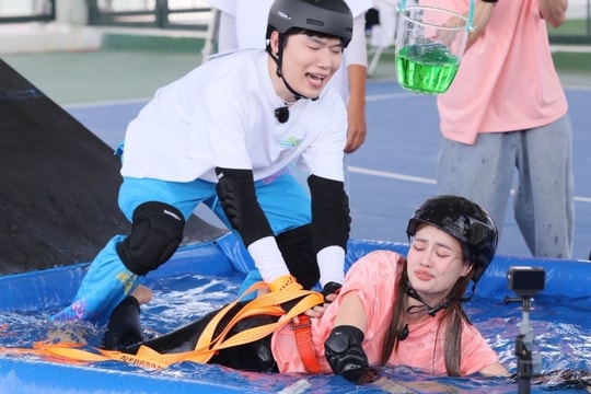 Gần 100 sao Việt trong cuộc đấu khốc liệt của các 'ông lớn'