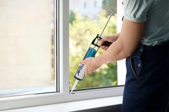 Cách chống thấm cửa sổ, cửa kính mùa mưa hiệu quả