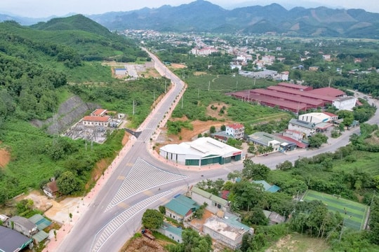 Tuyên Quang tạm dừng lưu thông qua tuyến đường tránh thị trấn Sơn Dương