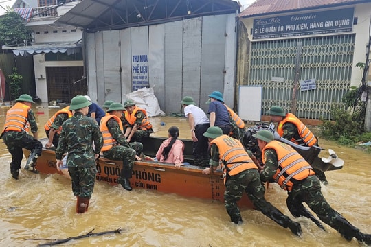 Người Lạng Sơn một tuần chạy lũ 3 lần