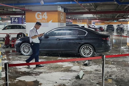 Cháy trong hầm trung tâm thương mại Takashimaya