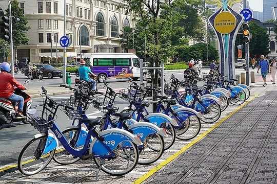 'Xe đạp công cộng TP HCM ế khách không phải vì trờinóng'