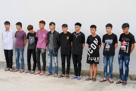 11 thanh thiếu niên hỗn chiến khi đi chơi Trung thu