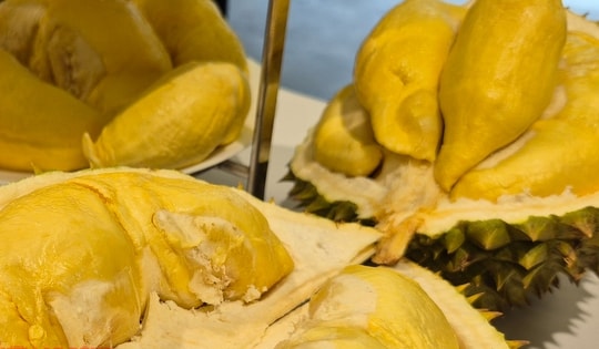 Giá sầu riêng hôm nay 7-10: Tiếp tục tăng mạnh, đến lượt Campuchia xuất sang Trung Quốc