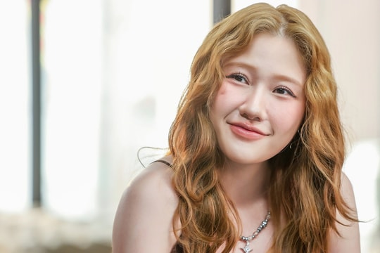 Tiếc cho 'Chị ngã em nâng'