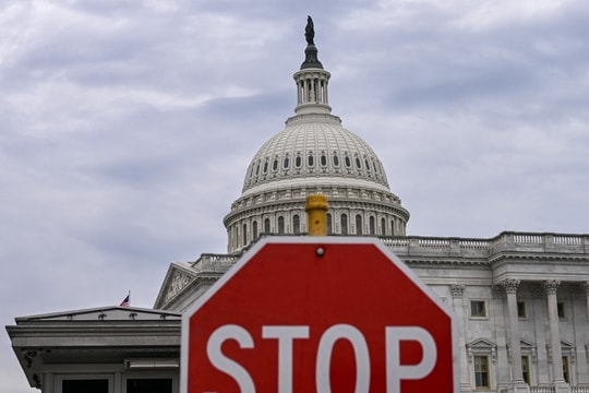 Mỹ tiếp tục hoãn bỏ phiếu ngân sách