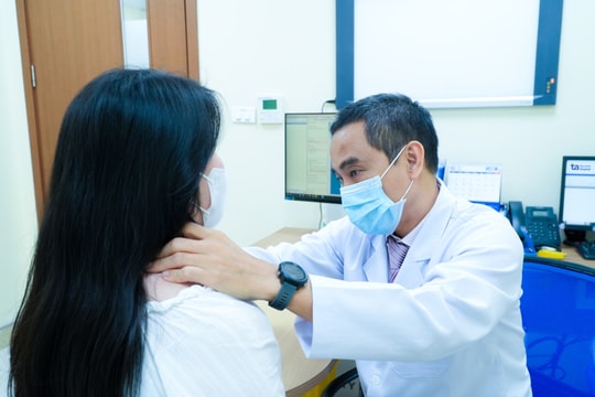 Ung thư tuyến giáp tái phát sau 8 tháng phẫu thuật