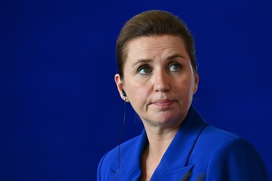 Thủ tướng Đan Mạch: Điện thoại, mạng xã hội đánh cắp tuổi thơ