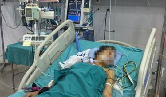 Nam sinh 15 tuổi "gan trắng bệch" vì thường xuyên ăn món khoái khẩu vạn người mê