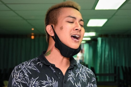 Hoài Lâm xóa hết hình xăm trên cơ thể