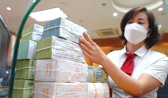 Ngân hàng đổ hàng triệu tỷ đồng vào cho vay bất động sản