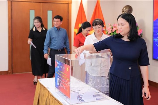 Cứu trợ đồng bào bị thiên tai, bão lũ: Bảo đảm công khai, minh bạch