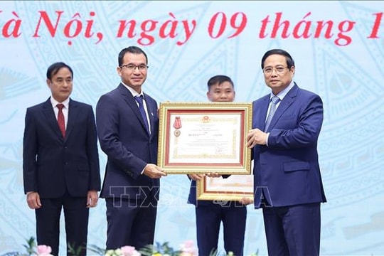 Thủ tướng Phạm Minh Chính đề nghị doanh nghiệp và doanh nhân Việt Nam thực hiện '3 tiên phong'