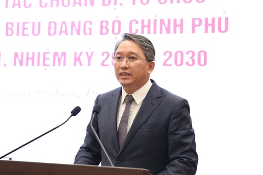 Năm 2025, Chính phủ trình Quốc hội ban hành khoảng 102 luật và nghị quyết