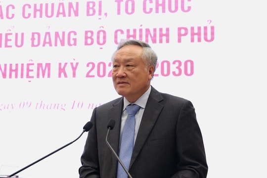 Chuyển tư duy từ quản lý hành chính sang kiến tạo phục vụ người dân, doanh nghiệp