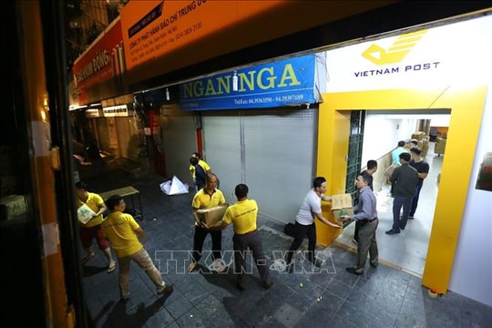 Bưu điện Việt Nam hỗ trợ miễn phí vận chuyển hàng hóa cứu trợ vùng lũ