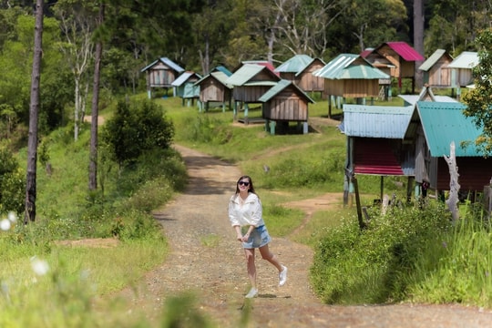Kho lúa Măng Đen thành điểm check in mới hút giới trẻ