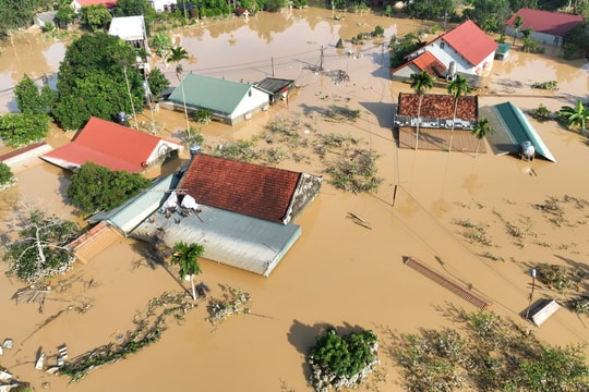 Lũ sông miền Bắc đã qua đỉnh, diện ngập thu hẹp