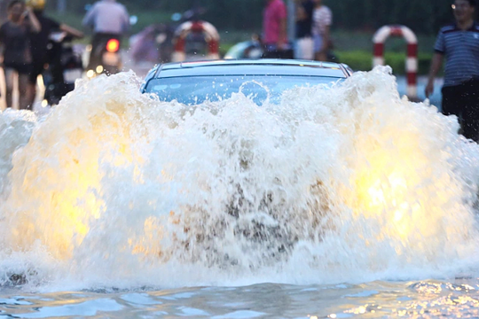 Mất biển số ôtô do ngập nước phải làm thế nào?