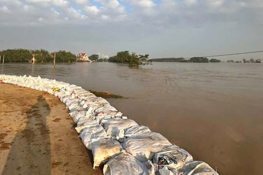 Bắc Ninh gặp 20 sự cố đê điều