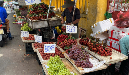 Trái cây giá rẻ chưa từng thấy