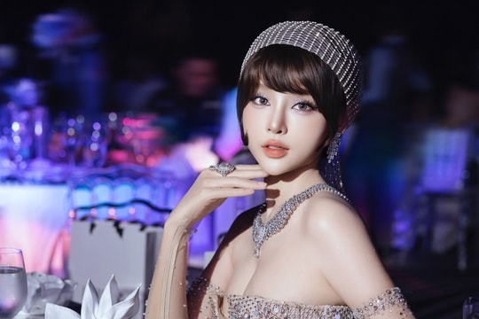 Huyền Baby lạ lẫm