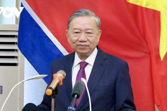 Tổng Bí thư: Việt Nam đóng góp hết khả năng cho hoà bình trên Bán đảo Triều Tiên