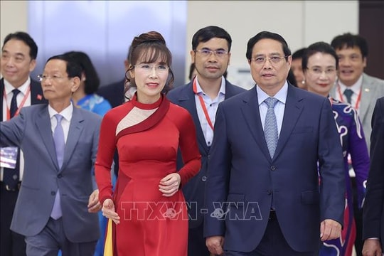 Thủ tướng Phạm Minh Chính tham dự phiên họp cấp cao Toàn cảnh Kinh tế tư nhân lần thứ nhất