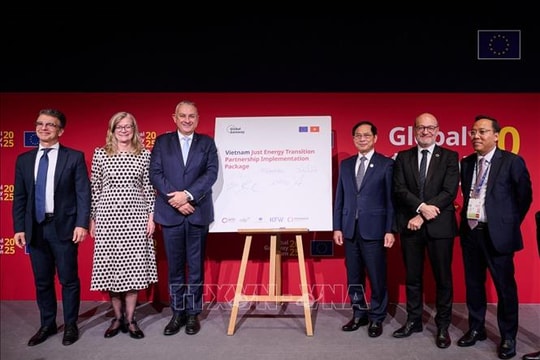 EU hỗ trợ Việt Nam 430 triệu euro thúc đẩy chuyển đổi năng lượng công bằng