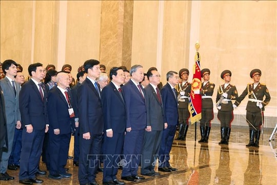 Tổng Bí thư Tô Lâm đặt hoa tưởng nhớ Chủ tịch Kim Nhật Thành, Tổng Bí thư Kim Jong-il