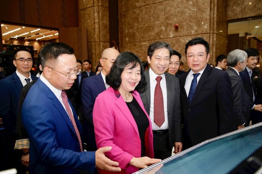 Đảng bộ TP Hà Nội -  'Nhạc trưởng’ dẫn dắt chuyển đổi số, xây dựng Thủ đô thông minh