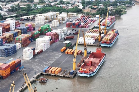 Chính phủ ban hành Nghị định về kiểm soát thương mại chiến lược