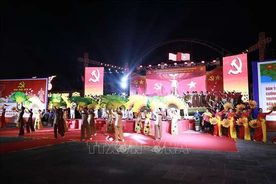 Liên hoan tuyên truyền cổ động và giao lưu câu lạc bộ văn hóa dân gian