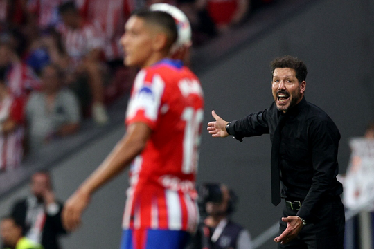 Keane: 'Tôi muốn thấy Simeone tạo nên cơn hỗn loạn ở Man Utd'