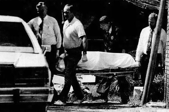 Ác mộng dai dẳng từ cuộc gọi khẩn cấp lúc nửa đêm