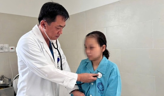 5 giờ chiến đấu giành sự sống cho cô gái 18 tuổi ở Đà Nẵng