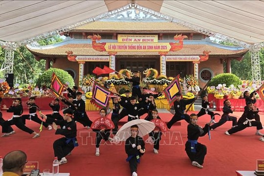Quảng Ninh: Khai hội truyền thống Đền An Sinh năm 2025