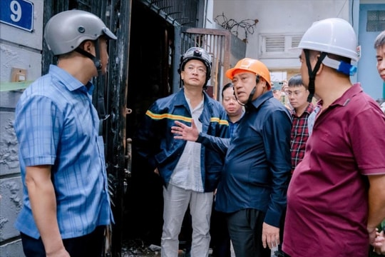 Chủ tịch UBND Hà Nội chỉ đạo khắc phục hậu quả vụ cháy khiến 5 người tử vong