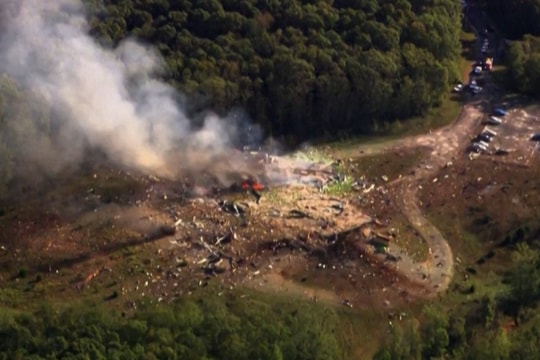 Nổ nhà máy thuốc nổ quân sự Mỹ, ít nhất 19 người mất tích