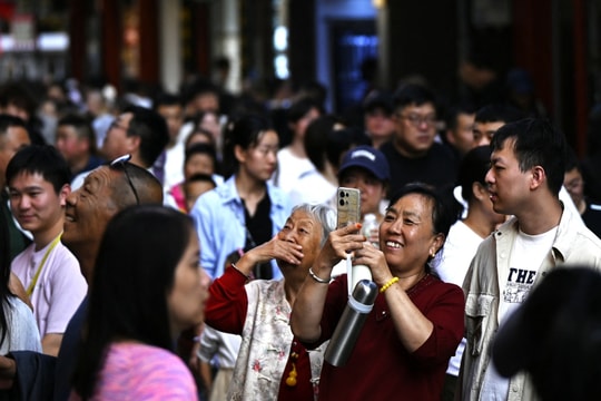 Người Trung Quốc 'không sợ' đòn thuế 100% của ông Trump