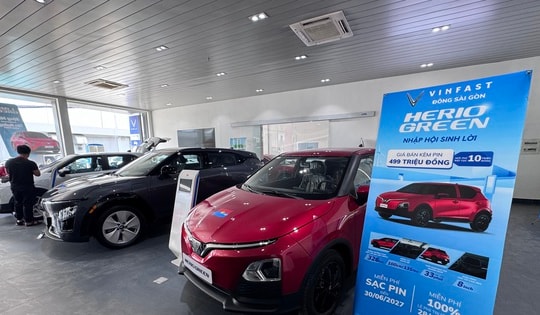 VinFast tiêu thụ 100.000 ô tô trong 3 quý đầu năm