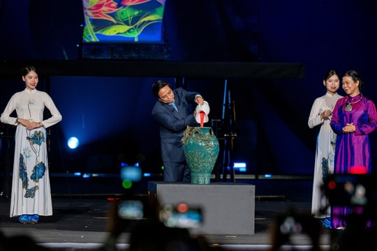 Thủ tướng Phạm Minh Chính dự Lễ hội Văn hóa Thế giới tại Hà Nội