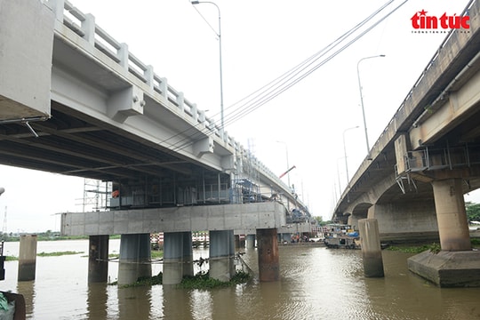 TP Hồ Chí Minh: Cầu Bình Phước 1 sẵn sàng cho đợt nâng tĩnh không thêm 1,25m