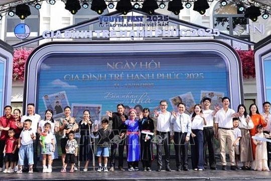 Lan tỏa giá trị tốt đẹp qua ngày hội 'Gia đình trẻ hạnh phúc'