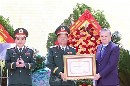 Tổng Bí thư Tô Lâm dự Lễ kỷ niệm 80 năm Ngày truyền thống LLVT Quân khu 4