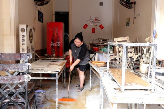 Nhà hàng, khách sạn Thái Nguyên tan hoang sau cơn lũ lịch sử