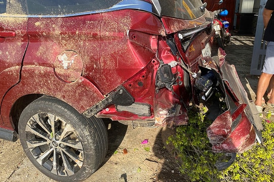 Vợ chồng tử vong sau tai nạn ôtô khách