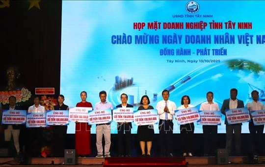 Doanh nhân Tây Ninh mạnh dạn đổi mới và hội nhập quốc tế